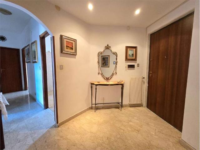 Appartamento in vendita a Mater Domini, Calabria