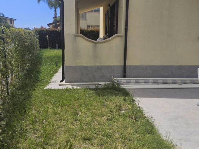 Appartamento in vendita a Calabria, Reggio Calabria