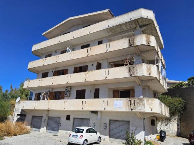 Appartamento in vendita a Canne, Calabria