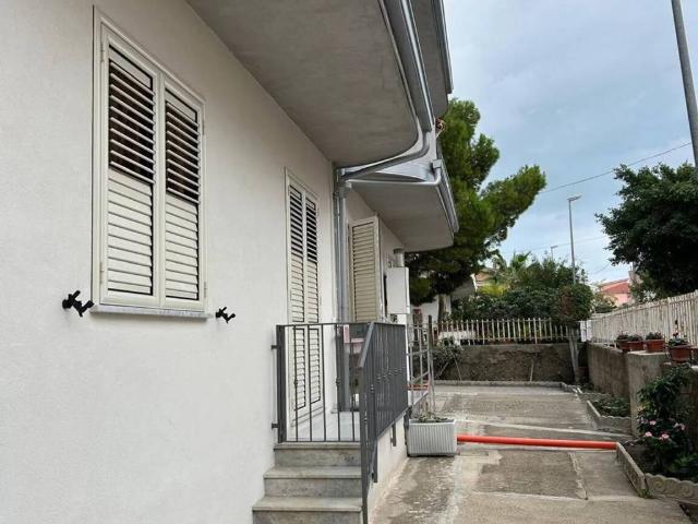 Appartamento in vendita a Calabria, Reggio Calabria