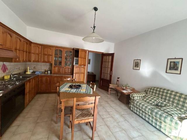 Appartamento in vendita a Calabria, Reggio Calabria