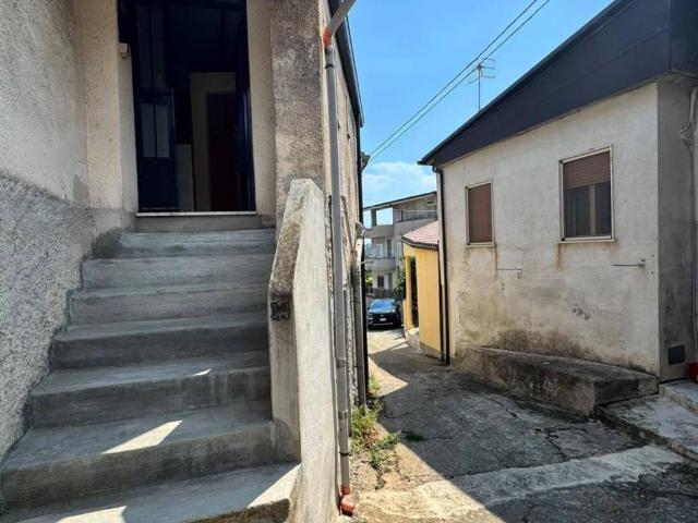 Appartamento in vendita a Calabria, Reggio Calabria