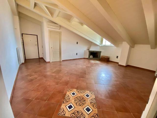 Appartamento in vendita a Casa Davide, Cava De' Tirreni