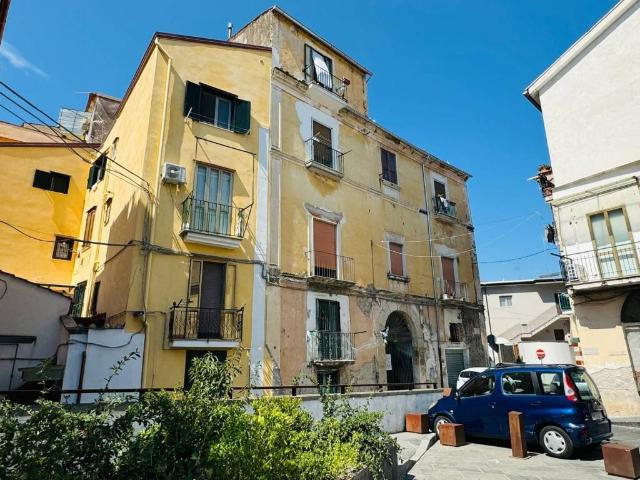 Appartamento in vendita a Pianesi, Cava De' Tirreni