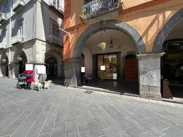 Appartamento in vendita a Casa Davide, Cava De' Tirreni