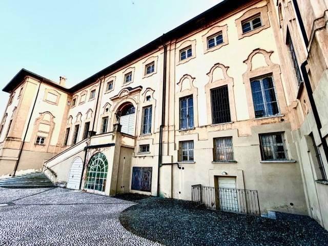 Appartamento in vendita a Cava Manara, Lombardia