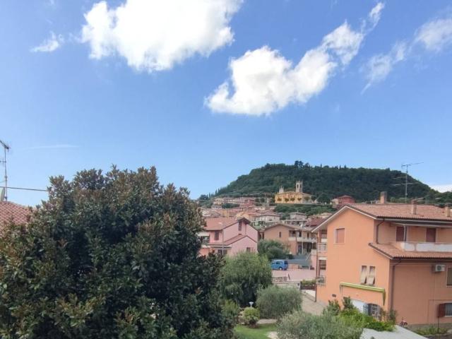 Appartamento in vendita a Cavaion Veronese, Veneto