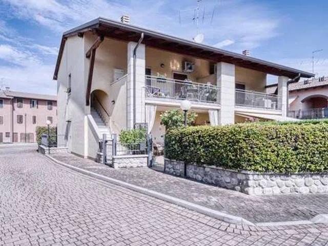 Appartamento in vendita a Cavaion Veronese, Veneto