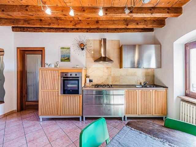 Appartamento in vendita a Cavaion Veronese, Veneto