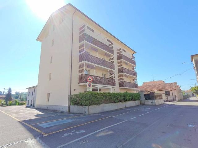 Appartamento in vendita a Cavaria, Cavaria Con Premezzo