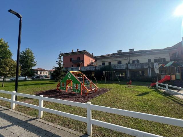 Appartamento in vendita a Cavaria, Cavaria Con Premezzo