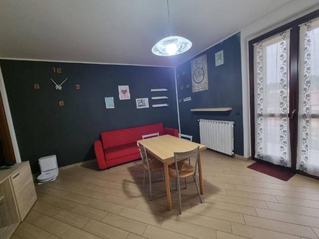 Appartamento in vendita a Cavaria, Cavaria Con Premezzo