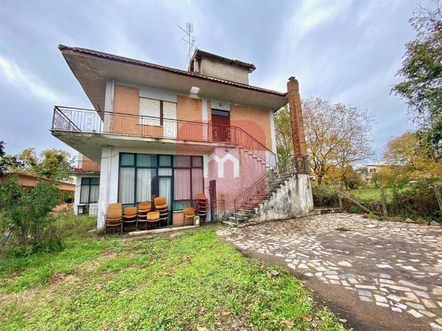 Appartamento in vendita a San Bartolomeo, Roma Capitale