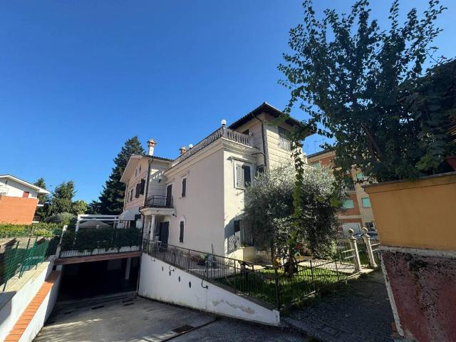 Appartamento in vendita a Roma Capitale, Lazio