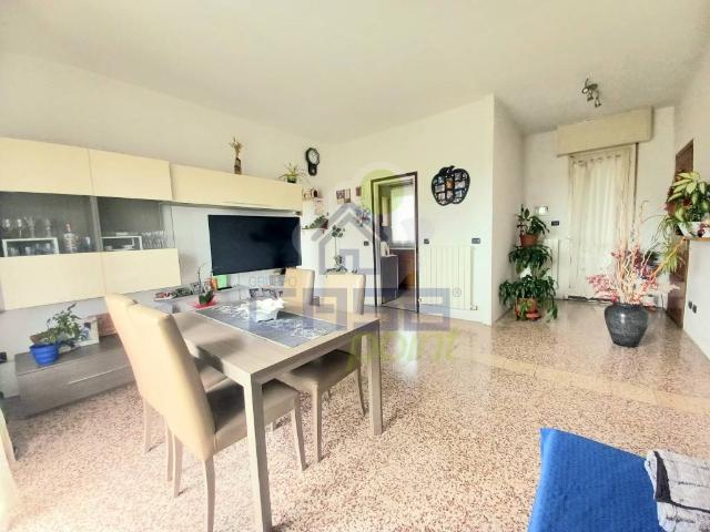 Appartamento in vendita a Cavenago D'adda, Lombardia
