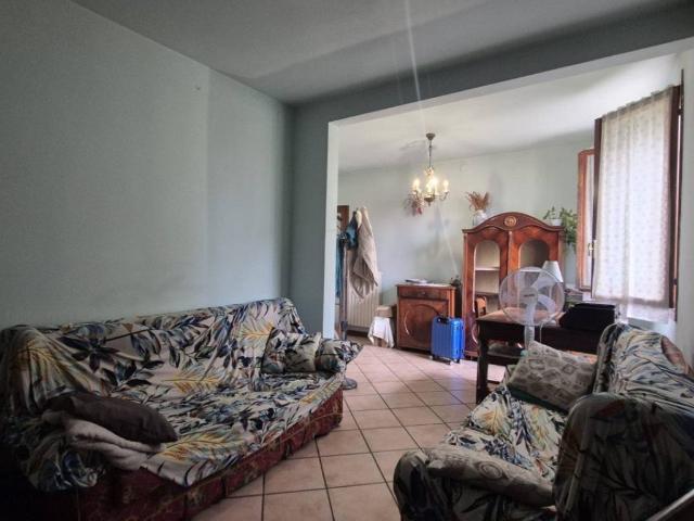 Appartamento in vendita a Cavezzo, Modena