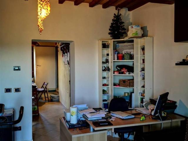 Appartamento in vendita a San Cipriano-Santa Barbara-Cetinale, Montegonzi
