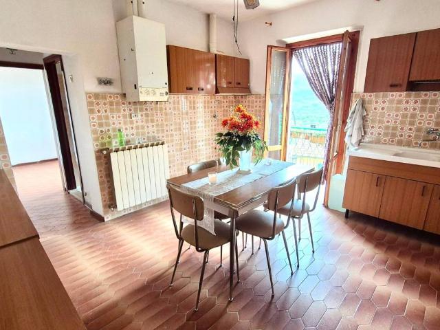 Appartamento in vendita a San Cipriano-Santa Barbara-Cetinale, Montegonzi