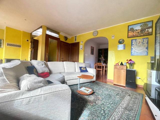 Appartamento in vendita a San Cipriano-Santa Barbara-Cetinale, Montegonzi