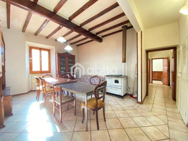 Appartamento in vendita a Montegonzi, Toscana