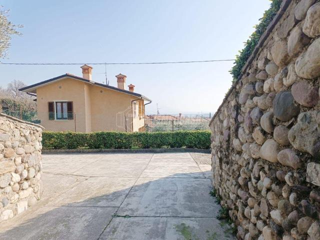 Villa Indipendente in vendita a Cazzago San Martino, Lombardia