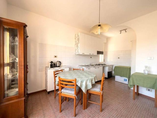 Appartamento in vendita a Cecina, Toscana