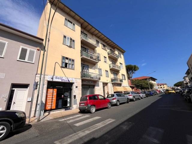 Appartamento in vendita a Cecina, Toscana