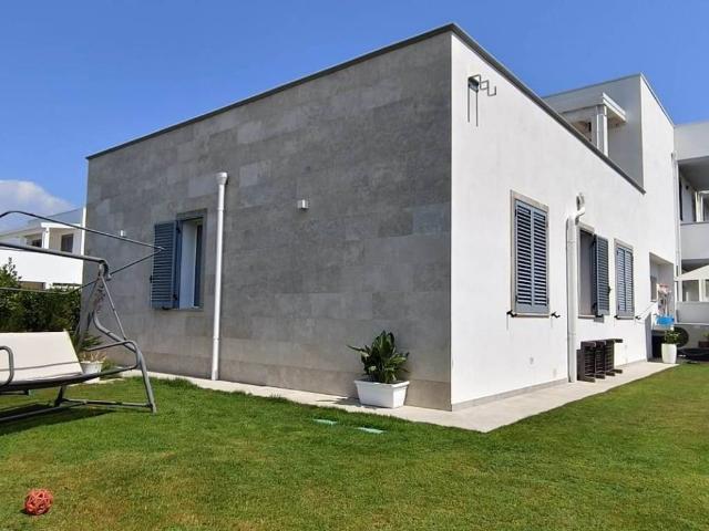 Appartamento in vendita a Marina di Cecina, Cecina