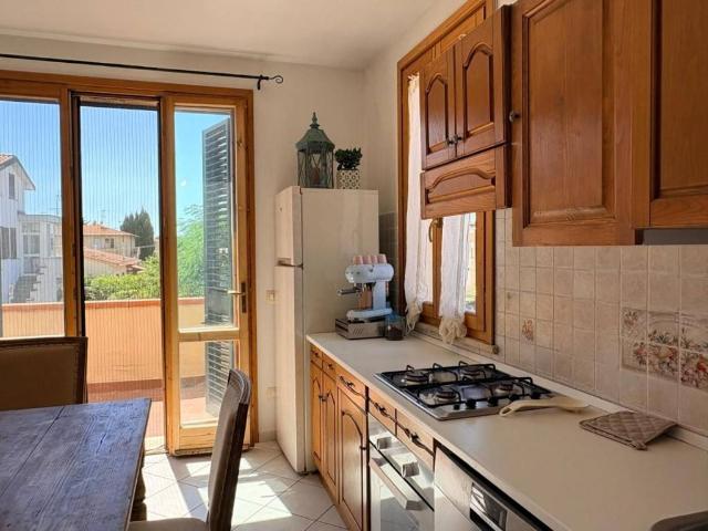 Appartamento in vendita a Cecina, Toscana
