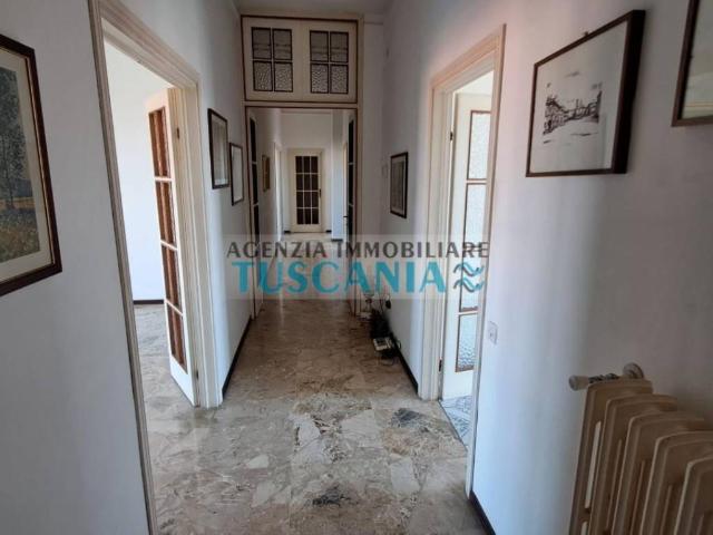 Appartamento in vendita a Cecina, Toscana