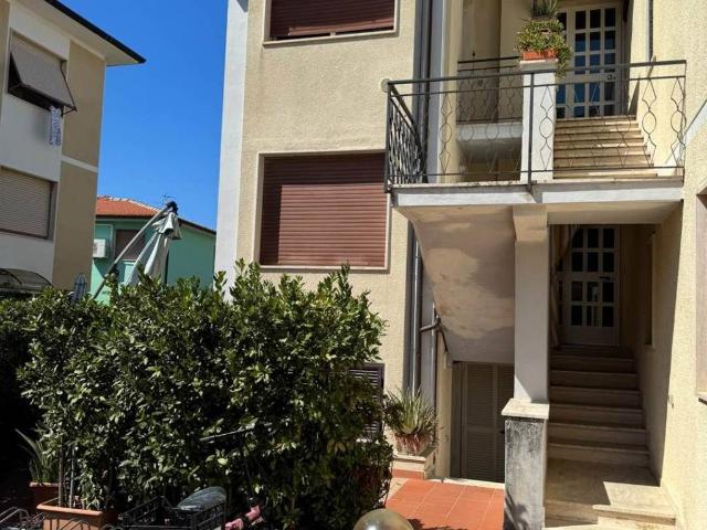 Appartamento in vendita a Marina di Cecina, Cecina
