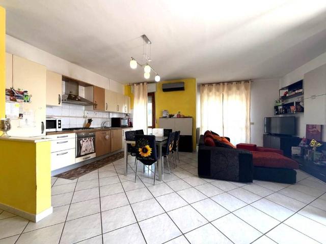 Appartamento in vendita a Cecina, Toscana