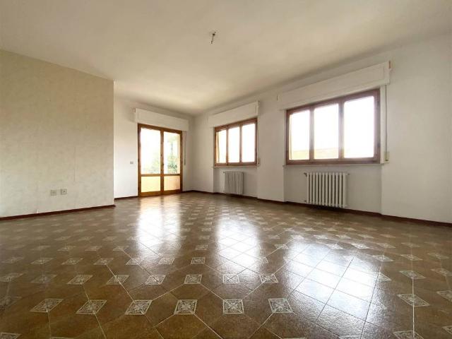 Appartamento in vendita a Cecina, Toscana
