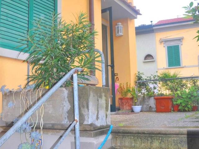 Appartamento in vendita a Cecina, Toscana