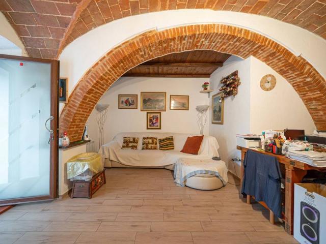 Appartamento in vendita a Cecina, Toscana