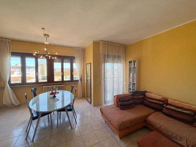 Appartamento in vendita a Cecina, Livorno