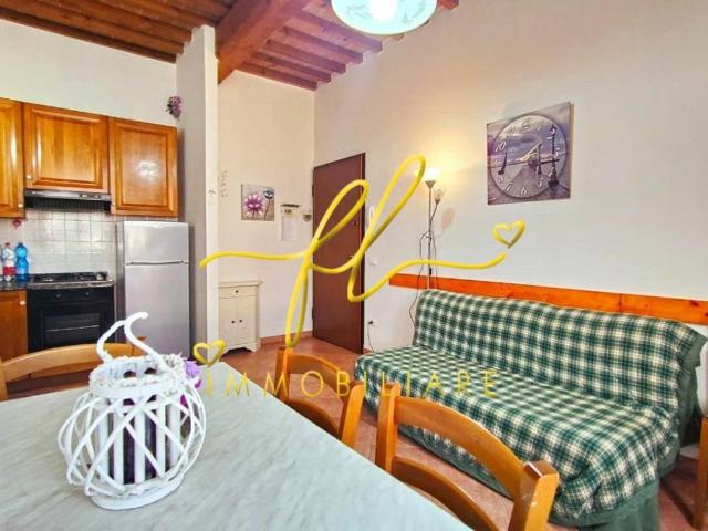 Appartamento in vendita a Cecina, Toscana