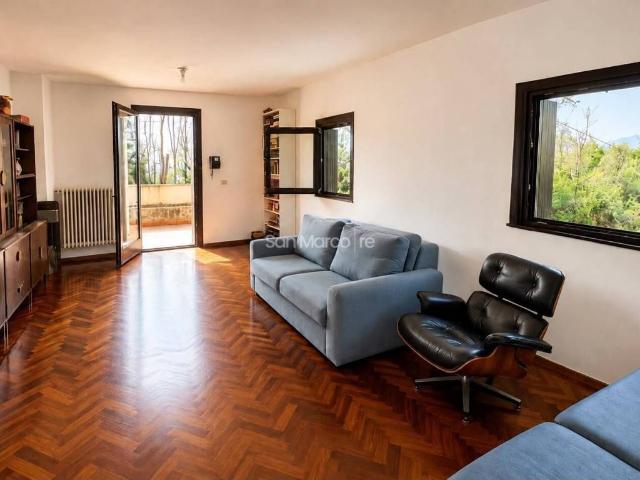 Appartamento in vendita a Cellatica, Lombardia