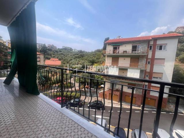 Appartamento in vendita a Pozzuolo Alto, Celle Ligure