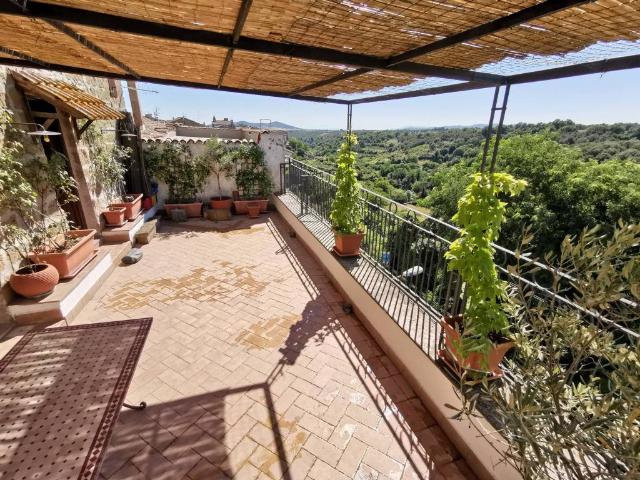 Appartamento in vendita a Cellere, Lazio
