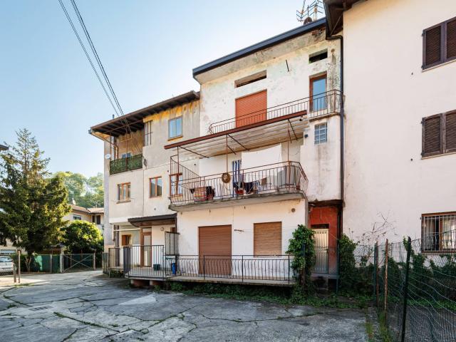 Appartamento in vendita a Cene, Lombardia