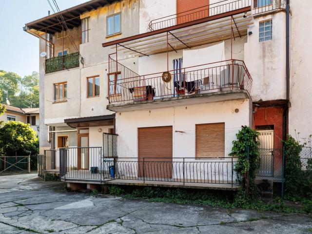 Appartamento in vendita a Cene, Lombardia