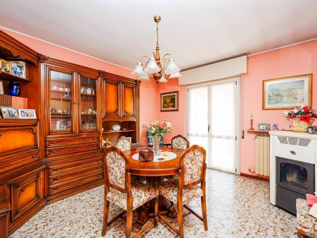 Appartamento in vendita a Cene, Lombardia