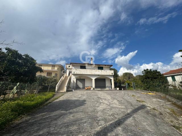 Appartamento in vendita a Centola, Campania