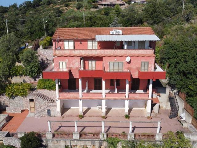 Appartamento in vendita a Centola, Campania