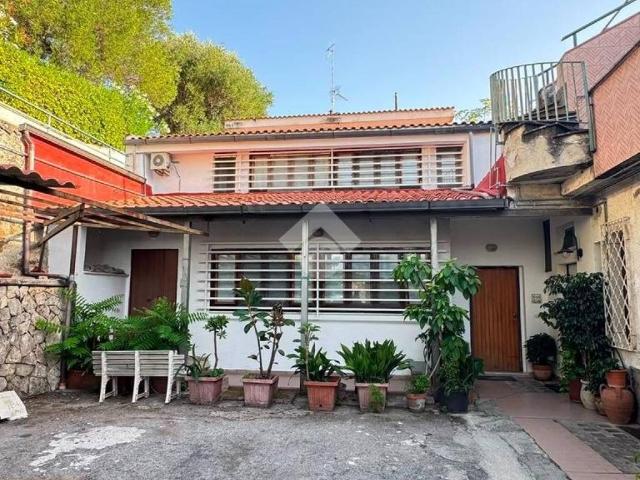 Appartamento in vendita a Centola, Campania