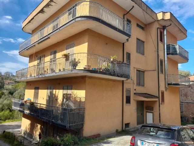 Appartamento in vendita a Centola, Campania