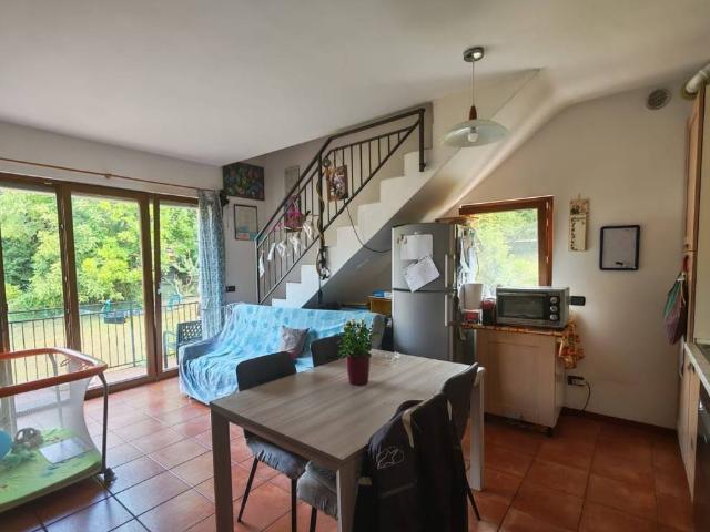 Appartamento in vendita a Centro Valle Intelvi, Dizzasco