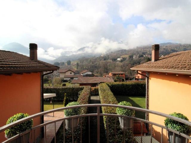 Appartamento in vendita a Centro Valle Intelvi, Dizzasco