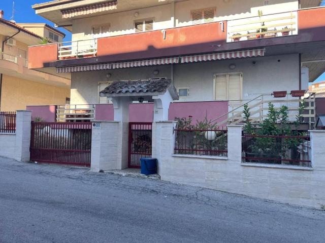 Appartamento in vendita a Ripattoni Vecchio, Cepagatti